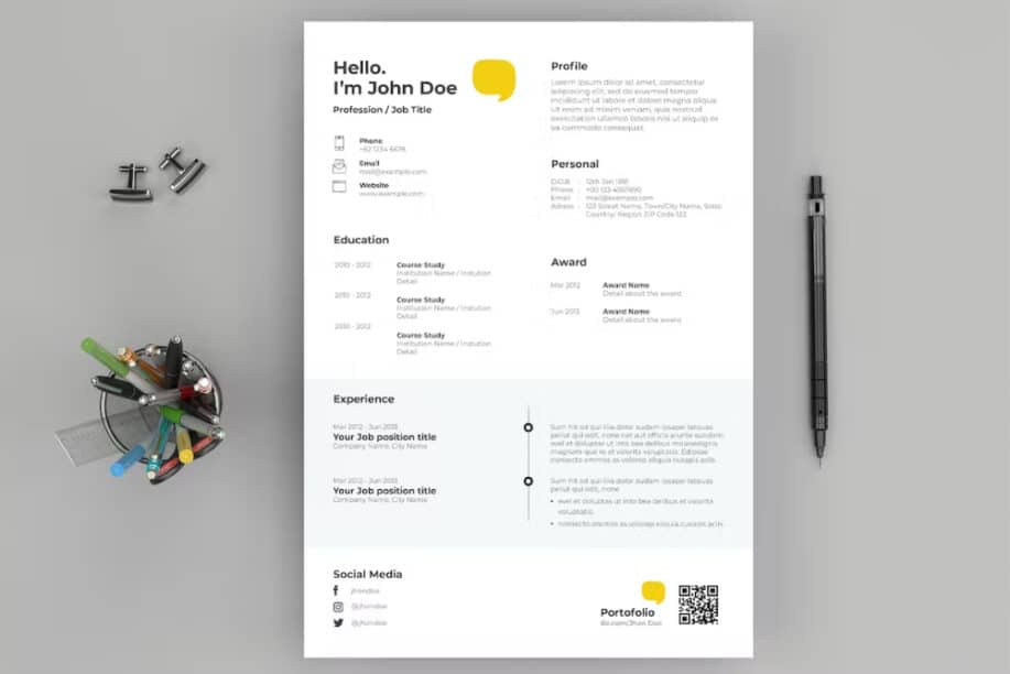 Graphic Designer Resume CV (Minimal)